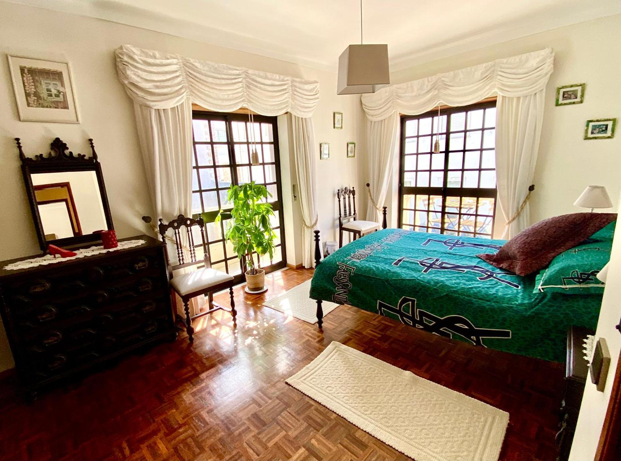 Spray B&B Sitio In Nazare, European Style Exterior photo